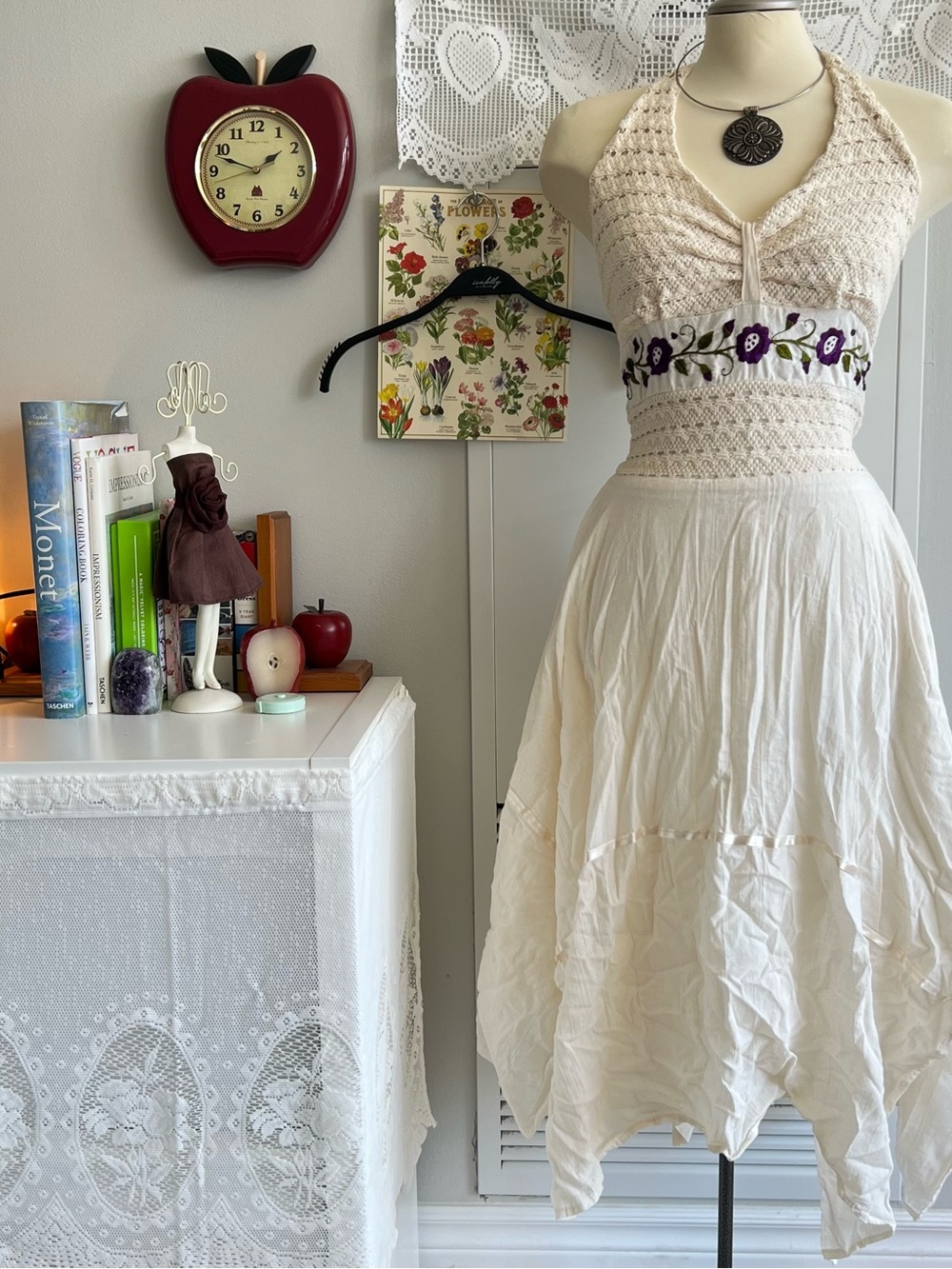 Vintage floral embroidered crochet halter neck cotton tie back dress